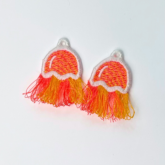Fringe Jellyfish Freestanding Charm