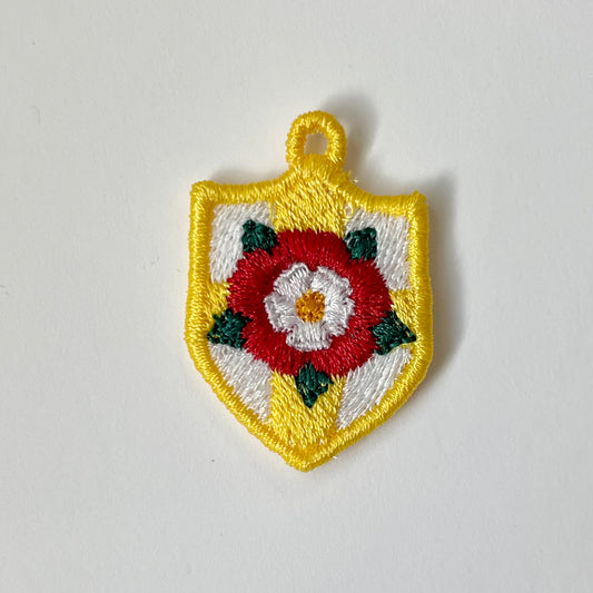 Tudor Rose Medieval Shield - Freestanding Charm