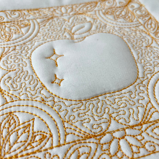 Apple - Enchanted Quilting